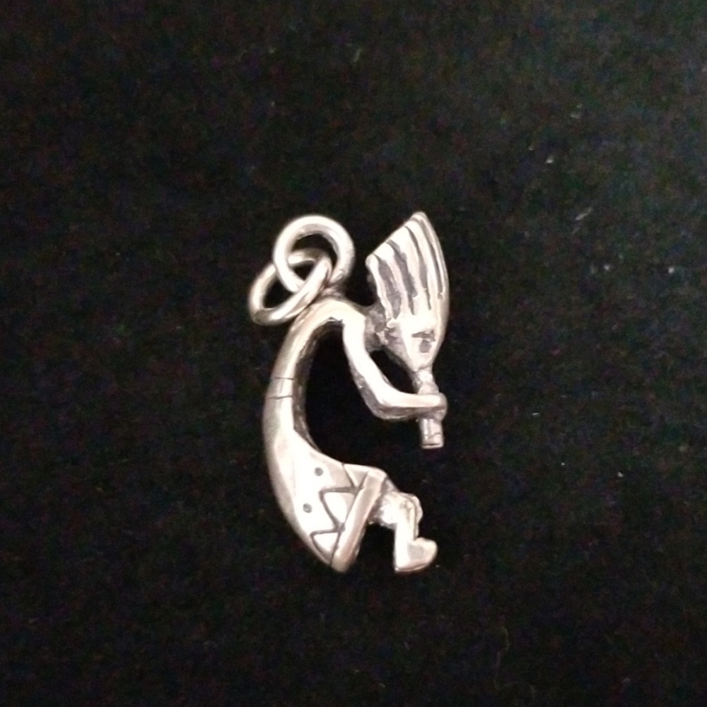 ⭐ 5 items for $18 Kokopeli Charm